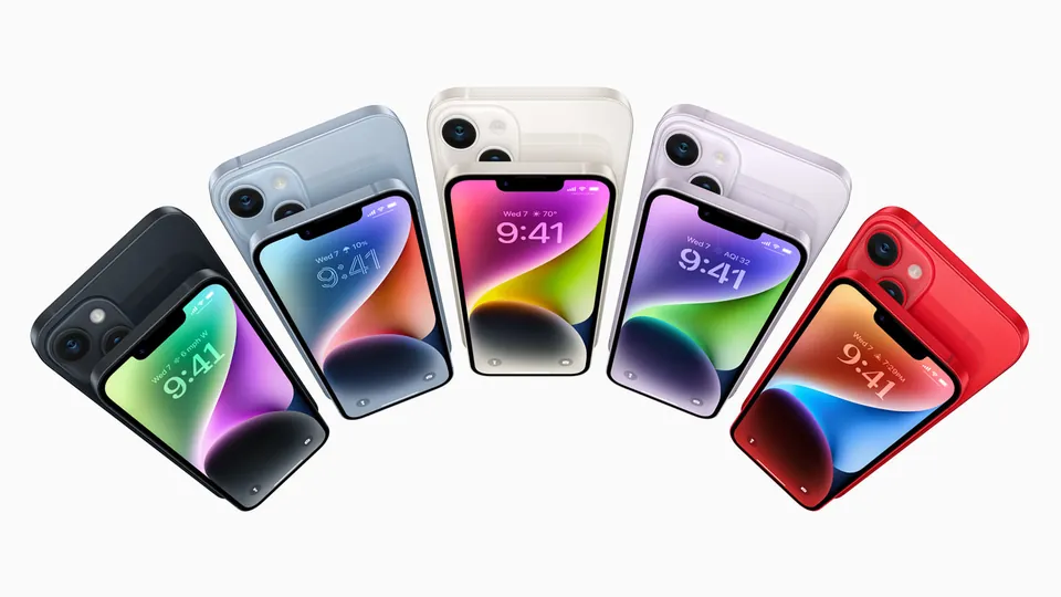 Official Apple image showing five iPhone 14 and iPhone 14 Plus devices in different finishes